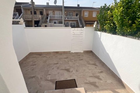Rindu māja pārdošanā Los Balcones, Alicante, Spānijā 3 istabas, 82 m2 Nr. 139617 - attēls 5