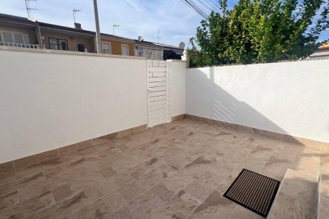 Rindu māja pārdošanā Los Balcones, Alicante, Spānijā 3 istabas, 82 m2 Nr. 139617 - attēls 4