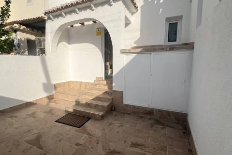 Rindu māja pārdošanā Los Balcones, Alicante, Spānijā 3 istabas, 82 m2 Nr. 139617 - attēls 1