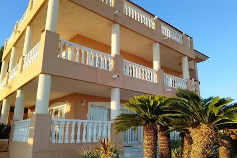 Villa à vendre Mazarron, Murcia, Espagne, 5 chambres, 714 m2 No. 139615 - photo 4