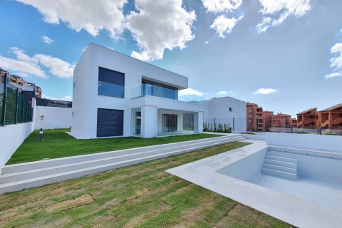 Villa à Manilva, Malaga, Espagne 4 chambres, 184 m2 No. 177664
