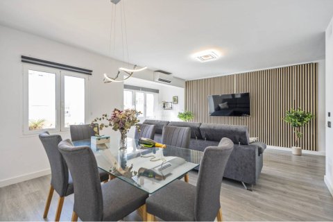 Wohnung zum Verkauf in Mahon, Menorca, Spanien 3 Schlafzimmer, 98 m2 Nr. 194712 - Foto 3