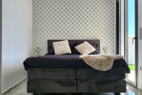 Продажа виллы в Пилар де ла Орадада, Аликанте, Испания 3 спальни, 205м2 №163803 - фото 10