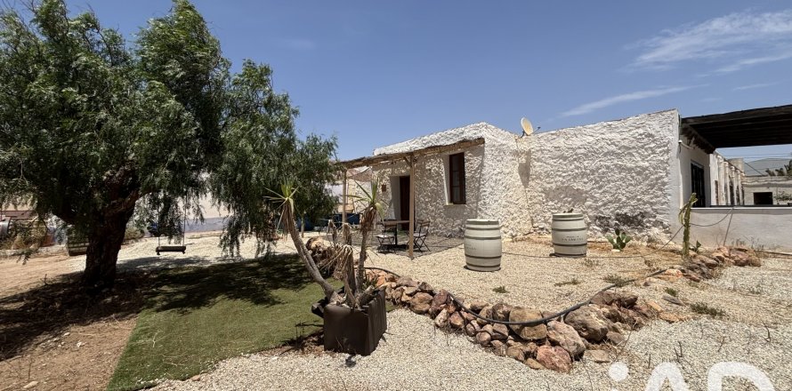 Casa a Nijar, Almeria, Spagna 6 camere da letto, 214 mq. N° 187820