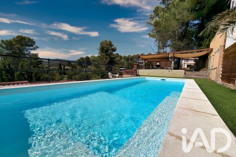 House for sale in Olesa de Bonesvalls, Barcelona, Spain 3 bedrooms, 184 sq.m. No. 187819 - photo 5