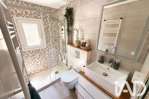 House for sale in Olesa de Bonesvalls, Barcelona, Spain 3 bedrooms, 184 sq.m. No. 187819 - photo 28