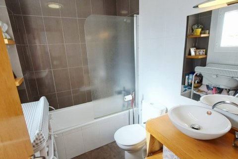 House for sale in Alhaurin de la Torre, Malaga, Spain 3 bedrooms, 203 sq.m. No. 187822 - photo 5