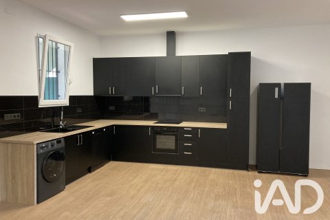 Huoneisto myytävänä Las Rozas de Madrid, Madrid, Espanja, 2 makuuhuonetta, 140 m2 No. 187818 - kuva 9