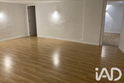 Huoneisto myytävänä Las Rozas de Madrid, Madrid, Espanja, 2 makuuhuonetta, 140 m2 No. 187818 - kuva 24