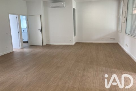 Huoneisto myytävänä Las Rozas de Madrid, Madrid, Espanja, 2 makuuhuonetta, 140 m2 No. 187818 - kuva 3