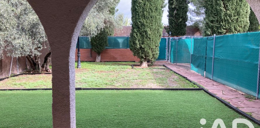 Huoneisto Las Rozas de Madrid, Madrid, Espanja 2 makuuhuonetta, 140 m2 No. 187818