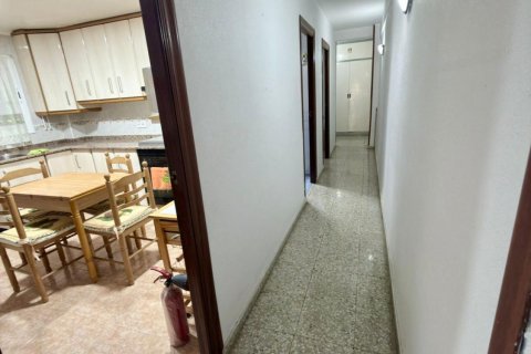 Apartment for sale in Alicante, Spain 3 bedrooms, 92 sq.m. No. 165869 - photo 5