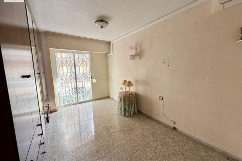Apartment for sale in Alicante, Spain 3 bedrooms, 92 sq.m. No. 165869 - photo 10