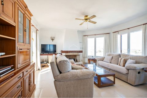 Villa for sale Port d'Addaya, Menorca, Spain 3 bedrooms, 208 sq.m. No. 133220 - photo 8