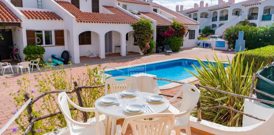 Townhouse Es Mercadal, Menorca, Spain 2 bedrooms, 93 sq.m. No. 133219