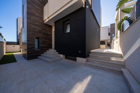 Casa in vendita a La Zenia, Alicante, Spagna 3 camere da letto, 186 mq. N° 165494 - foto 5