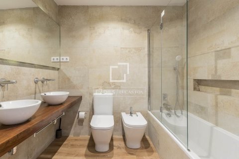 Apartament w Barcelona, Hiszpania 3 sypialnie, 117 mkw. nr 168914 – zdjęcie 15
