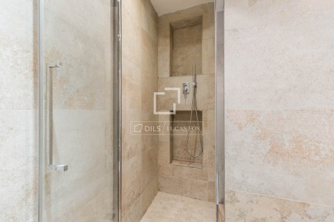 Apartament w Barcelona, Hiszpania 3 sypialnie, 117 mkw. nr 168914 – zdjęcie 14