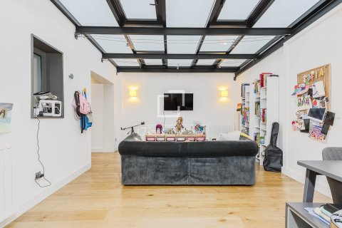 Apartament w Barcelona, Hiszpania 4 sypialnie, 213 mkw. nr 168912 – zdjęcie 13