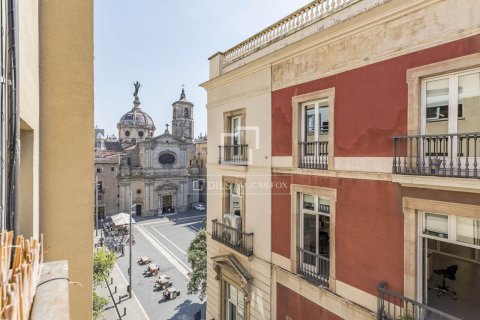 Apartament w Barcelona, Hiszpania 2 sypialnie, 90 mkw. nr 168911 – zdjęcie 28