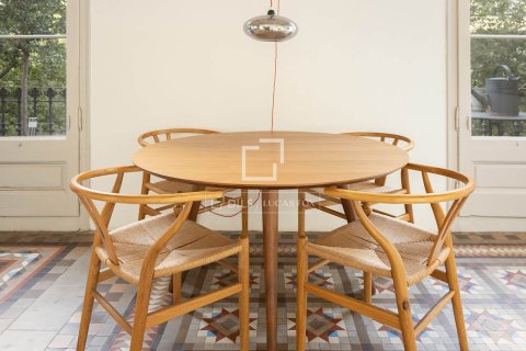 Apartament w Barcelona, Hiszpania 3 sypialnie, 116 mkw. nr 168910 – zdjęcie 13