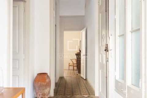 Apartament w Barcelona, Hiszpania 3 sypialnie, 116 mkw. nr 168910 – zdjęcie 24
