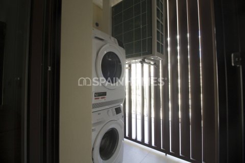 Apartment à vendre à Fuengirola, Malaga, Espagne, 2 chambres, 90 m2 No. 161618 - photo 21