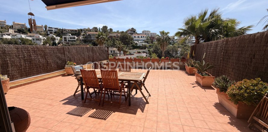 Villa en Sitges, Barcelona, España 4 dormitorios, 250 m2 No. 166852