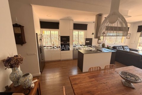 Villa en venta en Sitges, Barcelona, España 4 dormitorios, 250 m2 No. 166852 - foto 16