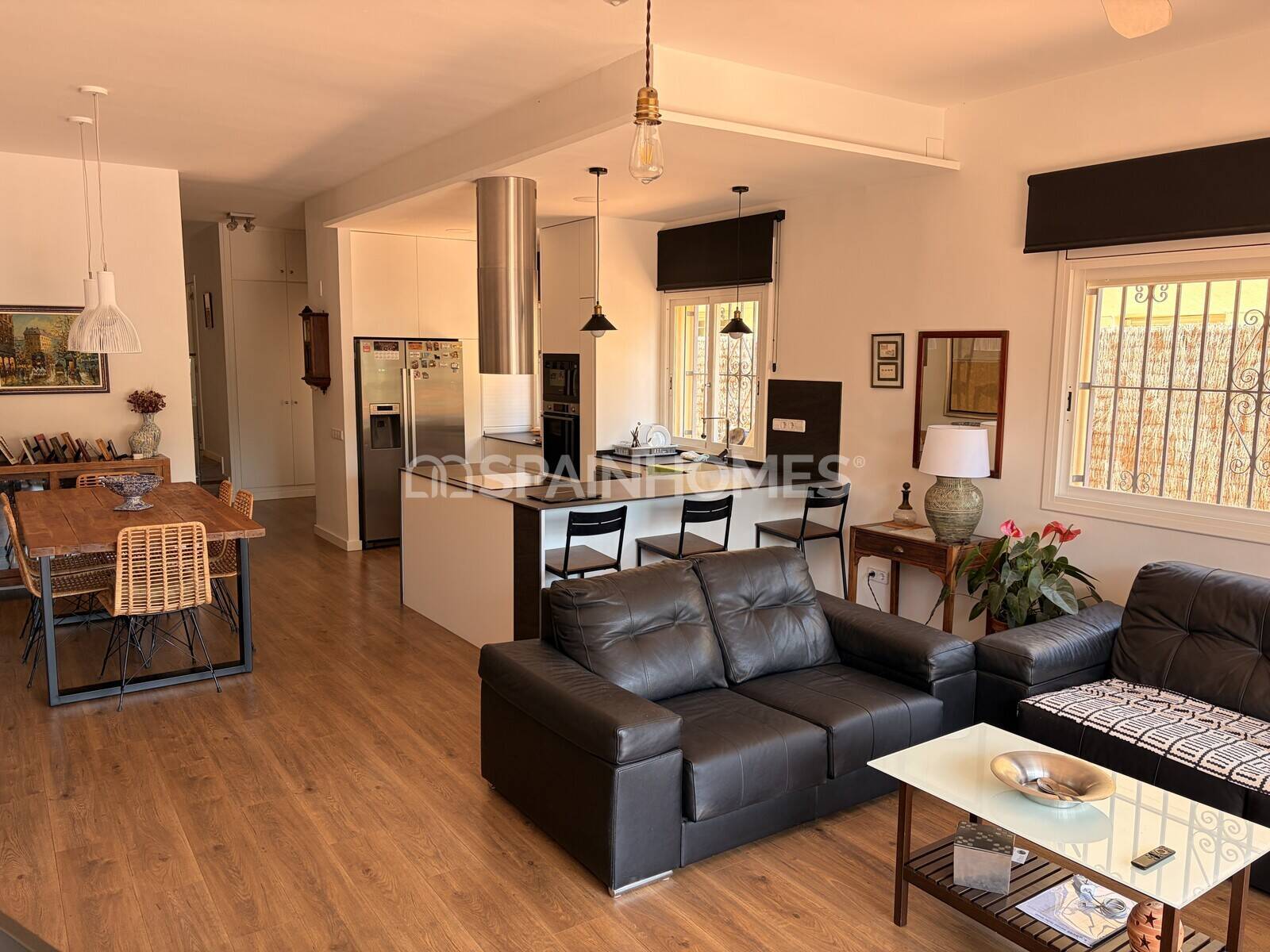 Villa i Sitges, Barcelona, Spanien 4 sovrum, 250 kvm. Nr. 166852