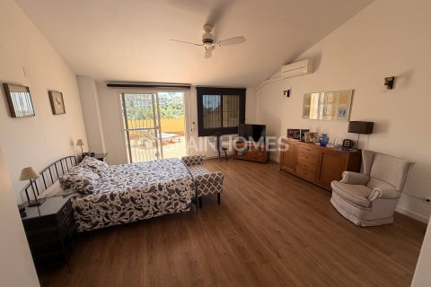Villa en venta en Sitges, Barcelona, España 4 dormitorios, 250 m2 No. 166852 - foto 21