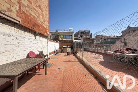 Apartament w Sant Feliu de Llobregat, Barcelona, Hiszpania 2 sypialnie, 67 mkw. nr 187848 – zdjęcie 2