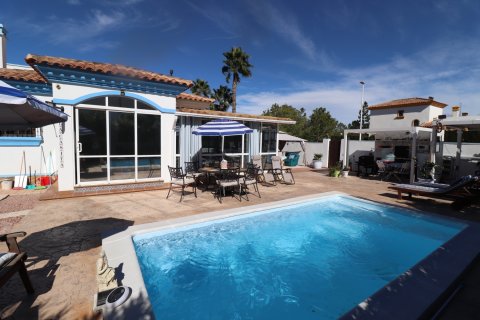 Villa for sale in Hondon De Las Nieves, Alicante, Spain 2 bedrooms, 101 sq.m. No. 140310 - photo 2