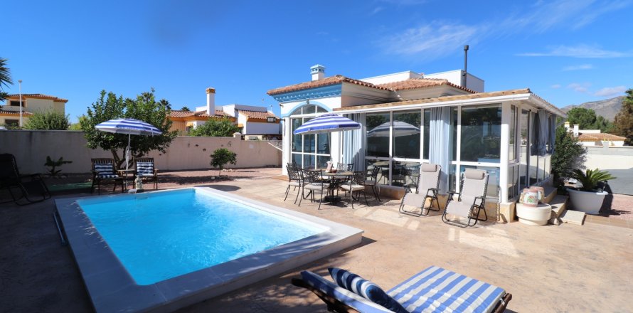 Villa in Hondon De Las Nieves, Alicante, Spain 2 bedrooms, 101 sq.m. No. 140310