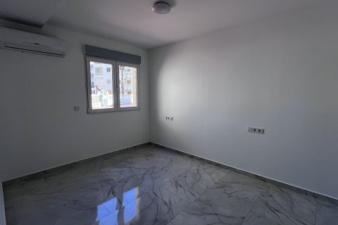 Bungalow in vendita a Torrevieja, Alicante, Spagna 2 camere da letto, 88 mq. N° 140310 - foto 11