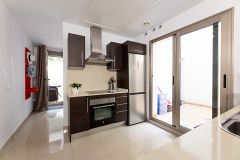 Casa adosada en venta en Punta Prima, Alicante, España 3 dormitorios, 107 m2 No. 145297 - foto 12