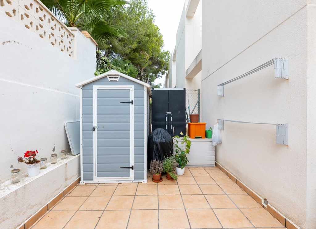 Villetta a schiera a Punta Prima, Alicante, Spagna 3 camere da letto, 107 mq. N° 145297