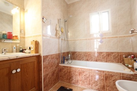 Villa for sale in Playa Flamenca II, Alicante, Spain 2 bedrooms, 82 sq.m. No. 145295 - photo 13