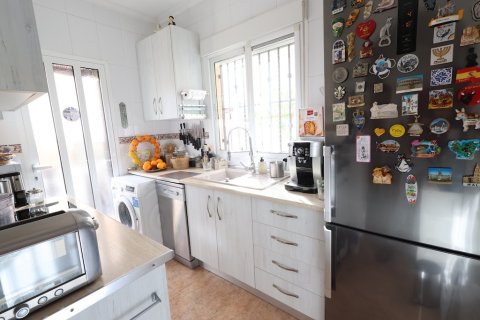 Villa for sale in Playa Flamenca II, Alicante, Spain 2 bedrooms, 82 sq.m. No. 145295 - photo 11