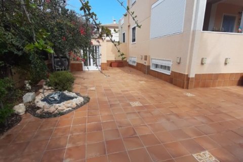 Townhouse for sale in La Mata, Alicante, Spain 5 bedrooms, 203 sq.m. No. 145292 - photo 18