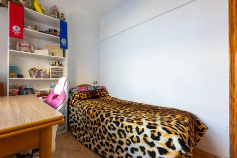 Willa w Punta Prima, Alicante, Hiszpania 4 sypialnie, 70 mkw. nr 145296 – zdjęcie 17