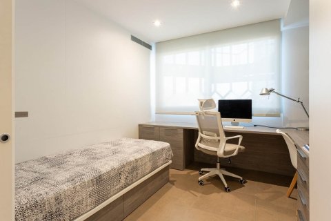 Apartment à vendre à Barcelona, Espagne, 3 chambres, No. 140816 - photo 25