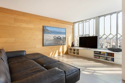 Apartment à vendre à Barcelona, Espagne, 3 chambres, No. 140816 - photo 2