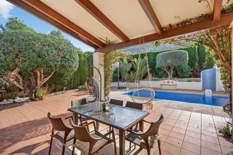 Villa en venta en Jávea, Alicante, España 4 dormitorios, 165 m2 No. 154781 - foto 9