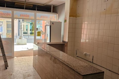 Dvīņu māja pārdošanā Guardamar del Segura, Alicante, Spānijā 3 istabas, 200 m2 Nr. 154779 - attēls 9