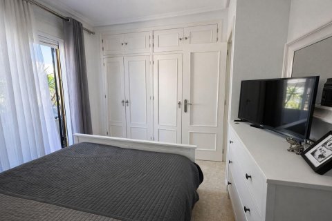 Сasa en venta en Torrevieja, Alicante, España 2 dormitorios, 65 m2 No. 154775 - foto 3