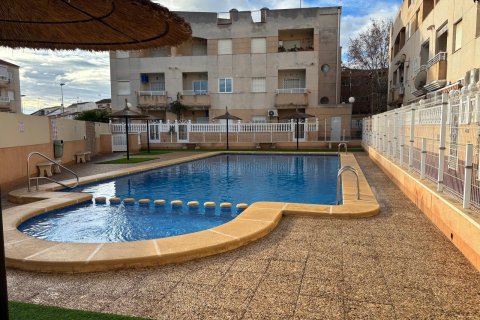 Penthäuser zum Verkauf in Torrevieja, Alicante, Spanien 2 Schlafzimmer, 65 m2 Nr. 154778 - Foto 11