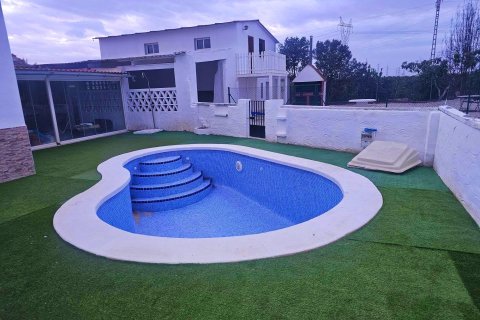 Villa i Cox, Alicante, Spanien 10 sovrum, 600 kvm. Nr. 154777
