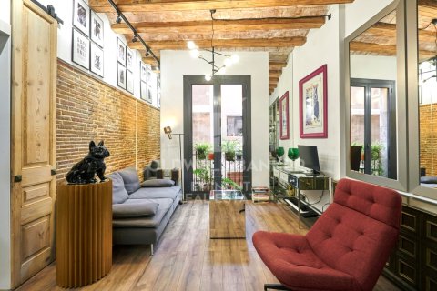 Apartment à Barcelona, Espagne 1 chambre, 55 m2 No. 157296