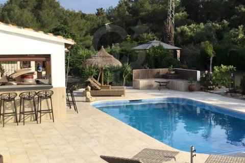 Villa en venta en Jávea, Alicante, España 4 dormitorios,  No. 157299 - foto 1